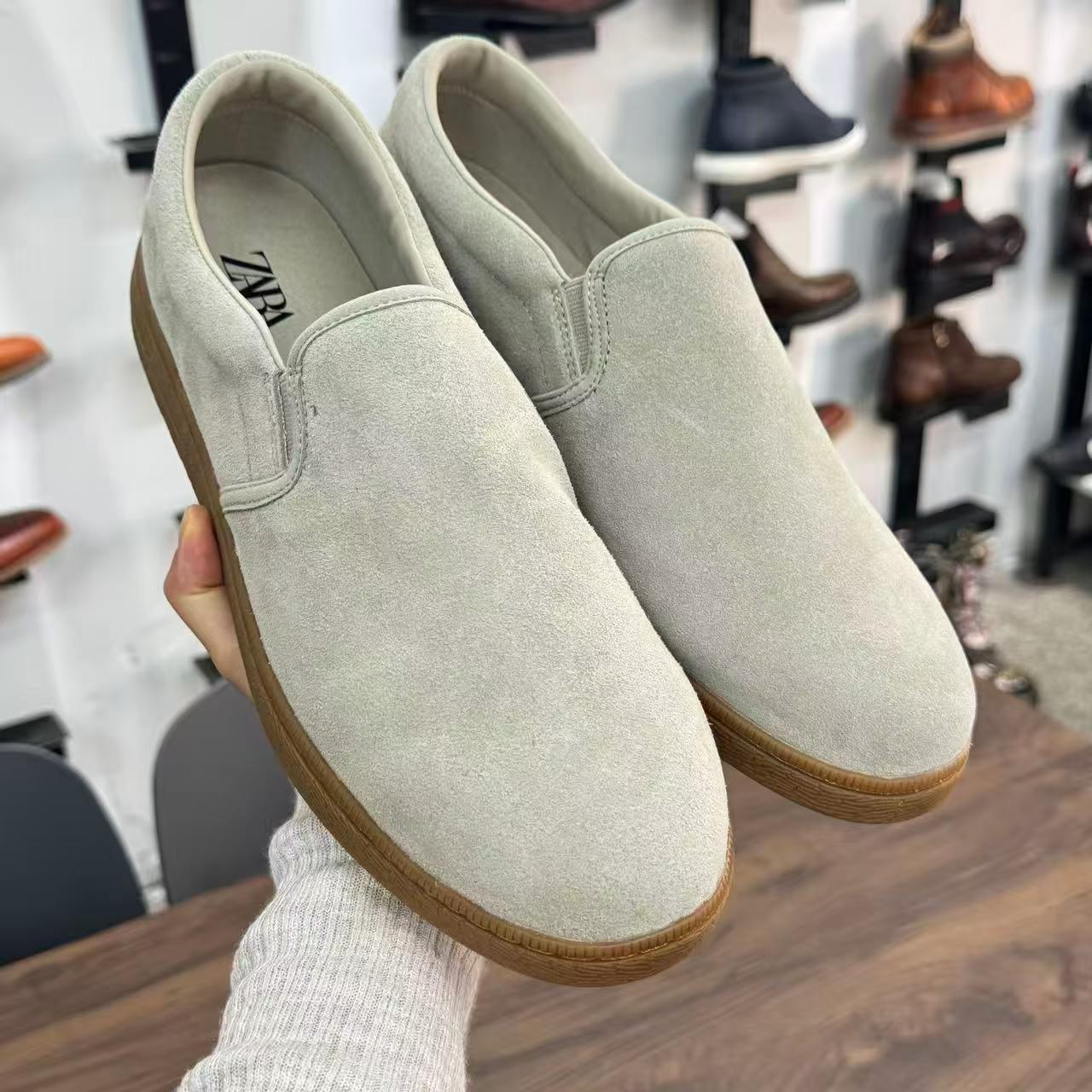ZARA反毛皮一脚蹬（39-44码·5000双） ZARA（鞋垫标示） 实拍图2